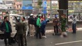 Rơi từ cầu vượt, nam thanh niên nguy kịch