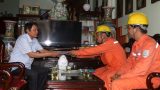 Mùa nắng nóng, người dân không còn lo thiếu điện