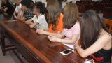 Phát hiện 2 học sinh và 28 nam nữ dương tính ma túy trong quán karaoke