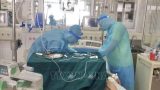 Hai bệnh nhân COVID-19 nặng qua cơn nguy kịch một cách thần kỳ