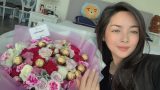 Hotgirl thẩm mỹ Vũ Thanh Quỳnh: 2 năm trước bị quỵt lương, nay nhan sắc thăng hạng, được người bí ẩn tặng hoa mỗi ngày