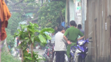 Thấy mẹ và bạn gái bị chửi, thanh niên cùng bạn đánh chết người trong phòng trọ