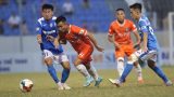 Ít nhất một tháng nữa, V-League mới trở lại