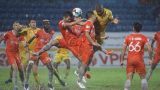 CLB Nam Định thua do trọng tài, nhưng không thể rớt hạng!