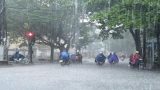 Biển Đông sắp đón áp thấp nhiệt đới, cả nước mưa dông nhiều ngày