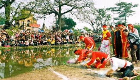 Nam Định: Lễ hội đền Din