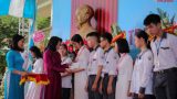 Phó Chủ tịch nước Đặng Thị Ngọc Thịnh dự khai giảng năm học mới tại Trường THPT chuyên Lê Hồng Phong