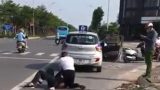 Đại úy công an đứng nhìn dân vật lộn với cướp: ‘Nên loại ra khỏi ngành!’