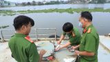 Bắt giữ hai thuyền trưởng bỏ trốn trong vụ án buôn lậu xăng giả ​