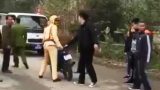 Nam Định: Tặng quà người quay clip đôi nam nữ đánh võng, vu vạ CSGT
